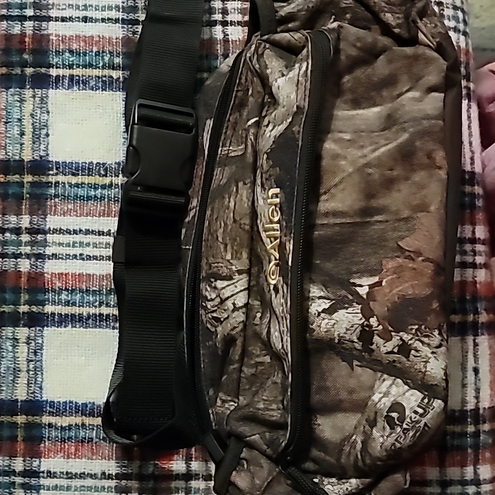 Allen Camo storage bag